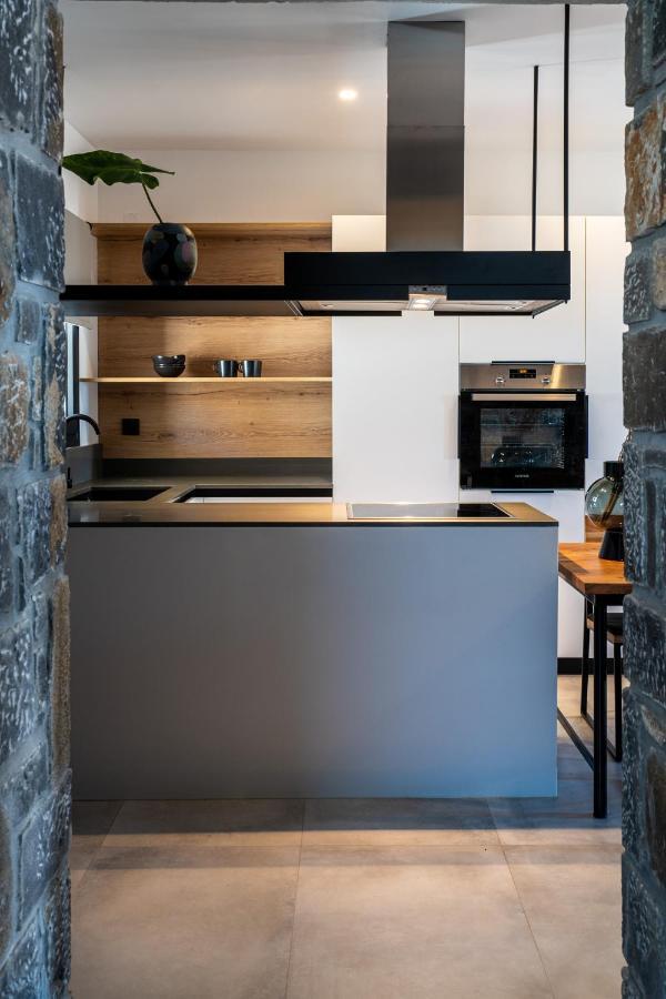 Celine Private Residences Léntas Buitenkant foto