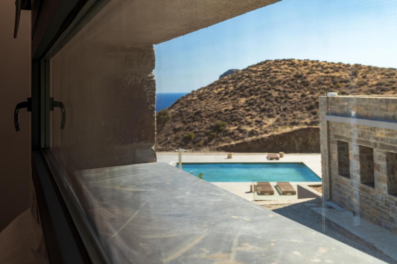 Celine Private Residences Léntas Buitenkant foto